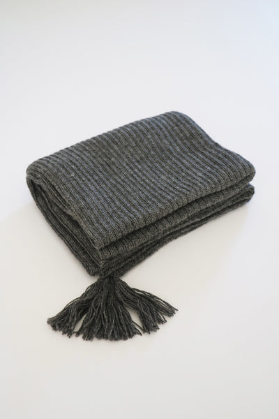 Cross-Country Scarf- Charcoal