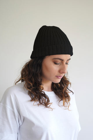 Essential Rib Beanie- Black