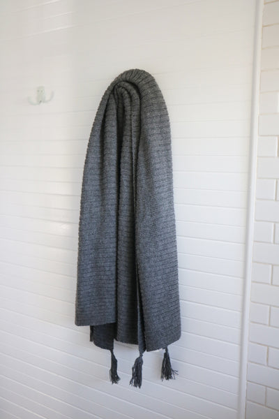 Cross-Country Scarf- Charcoal
